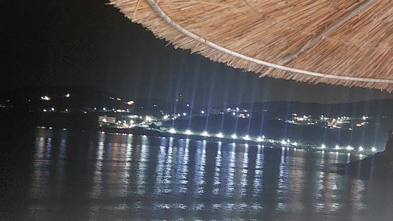 Pallas Seaside 1 Athene Buitenkant foto